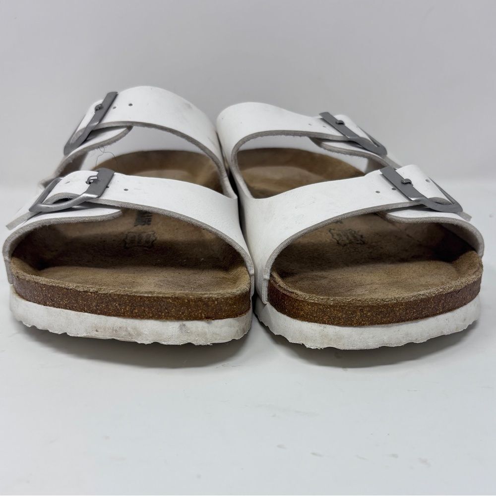Cushionaire Lane White Leather Sandals - Size 10M - Gently Used, with Box - Picture 5 of 9